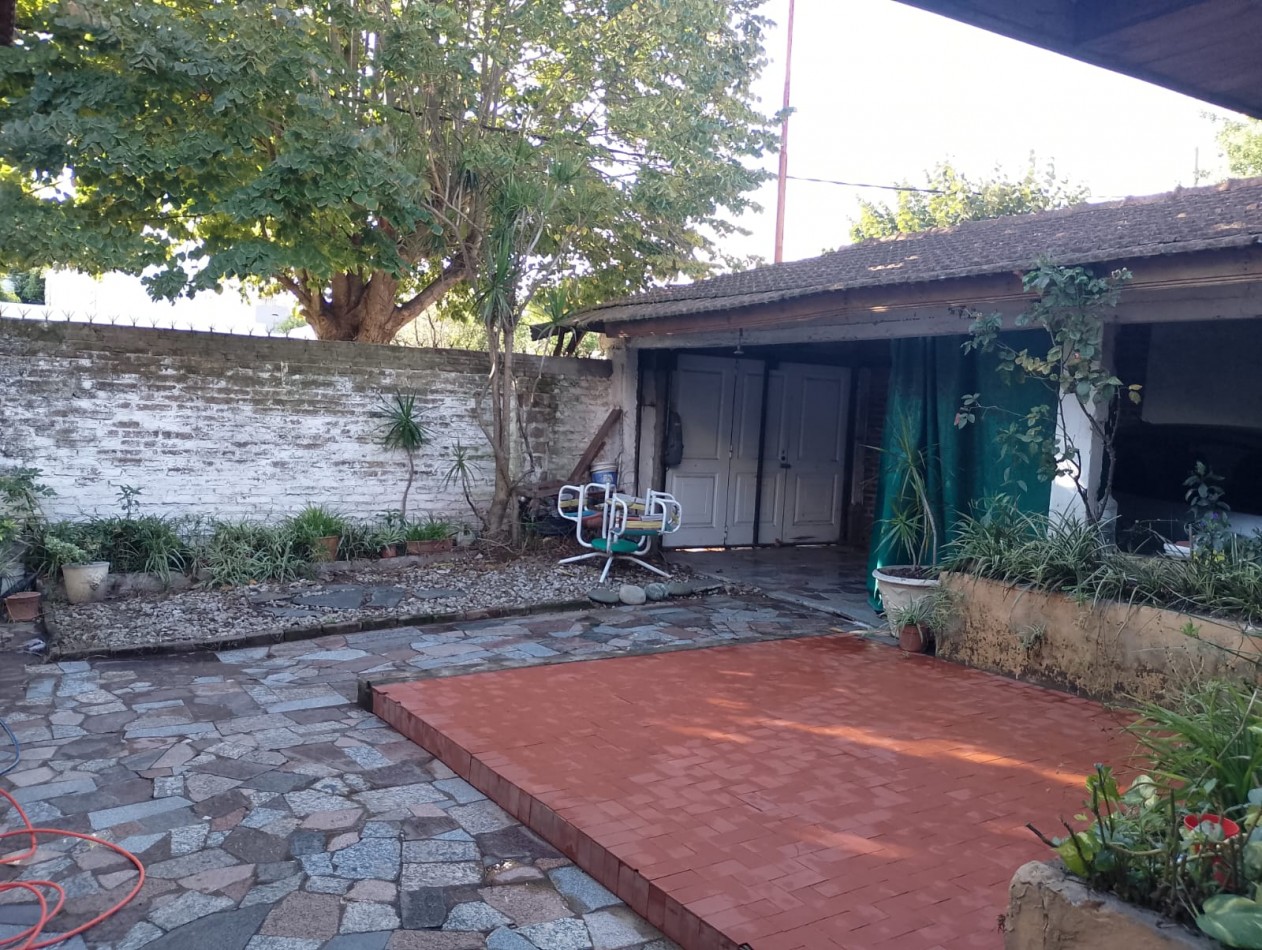 CASA EN QUILMES OESTE !!! SOLO PARA ENTENDIDOS...